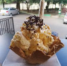 Helados listos para servir